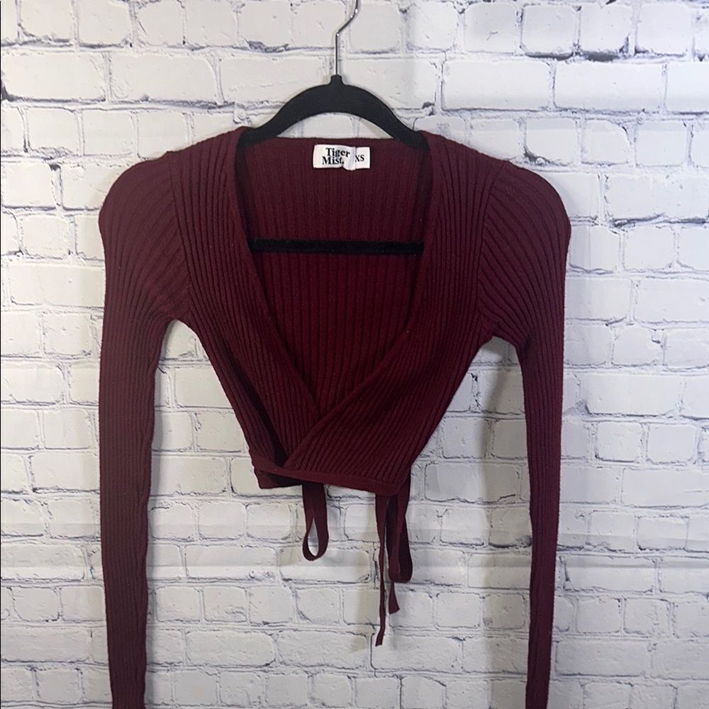 ✨ Tiger Mist Burgundy Wraparound Sweater - Size Extra Small